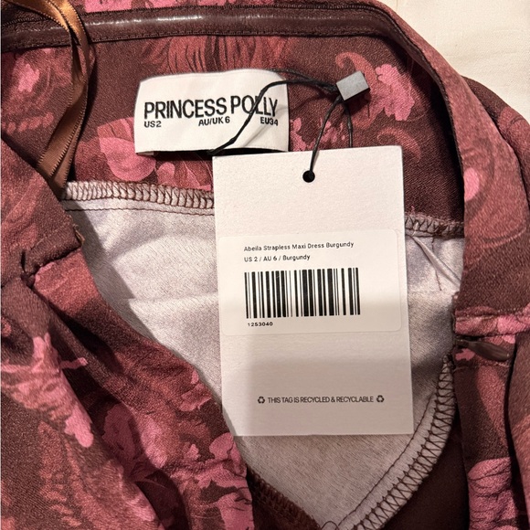 Princess Polly Dark Floral Maxi Dress - Picture 2 of 5